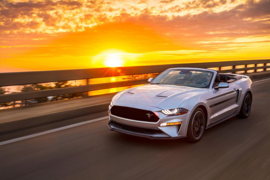 Ford Mustang GT Convertible California Special 2018 года  (NA) (фото 1 из 8)